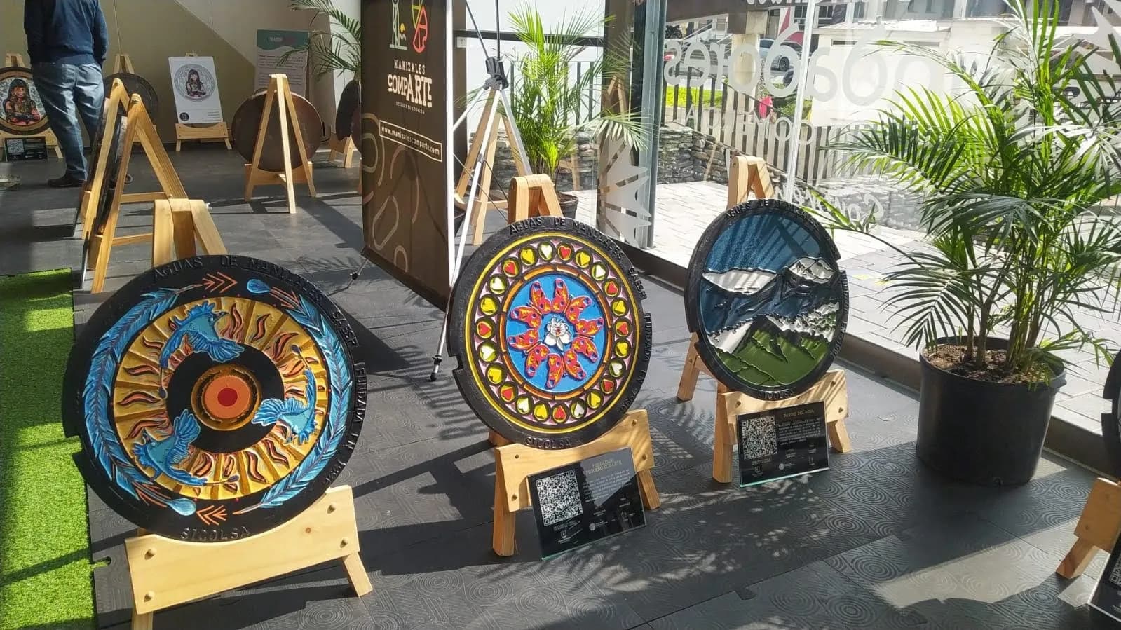 Magdalena Giesek - Projekt Manhole, wystawa w Manizales